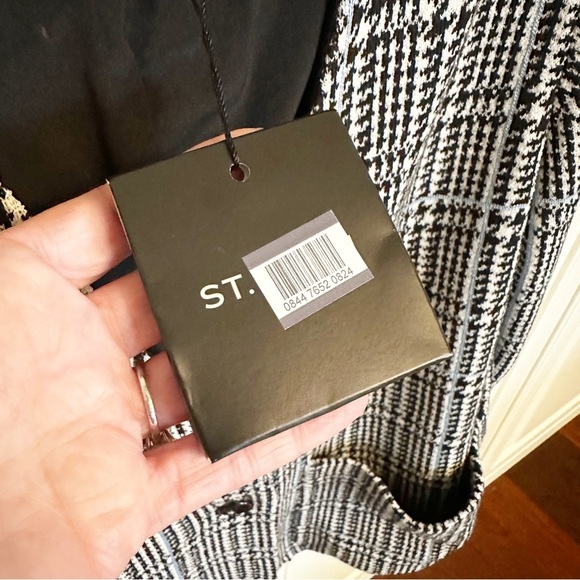 St John Collection Prince of Wales Plaid Check Knit Wool Blend Plus Size Blazer - Picture 8 of 16